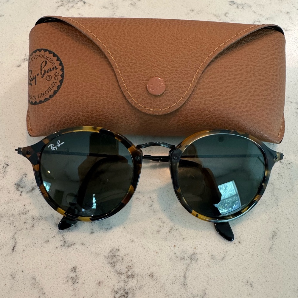 Ray-Ban Round Sunglasses
